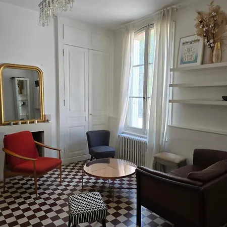 Maison De Proche Halles Apartment